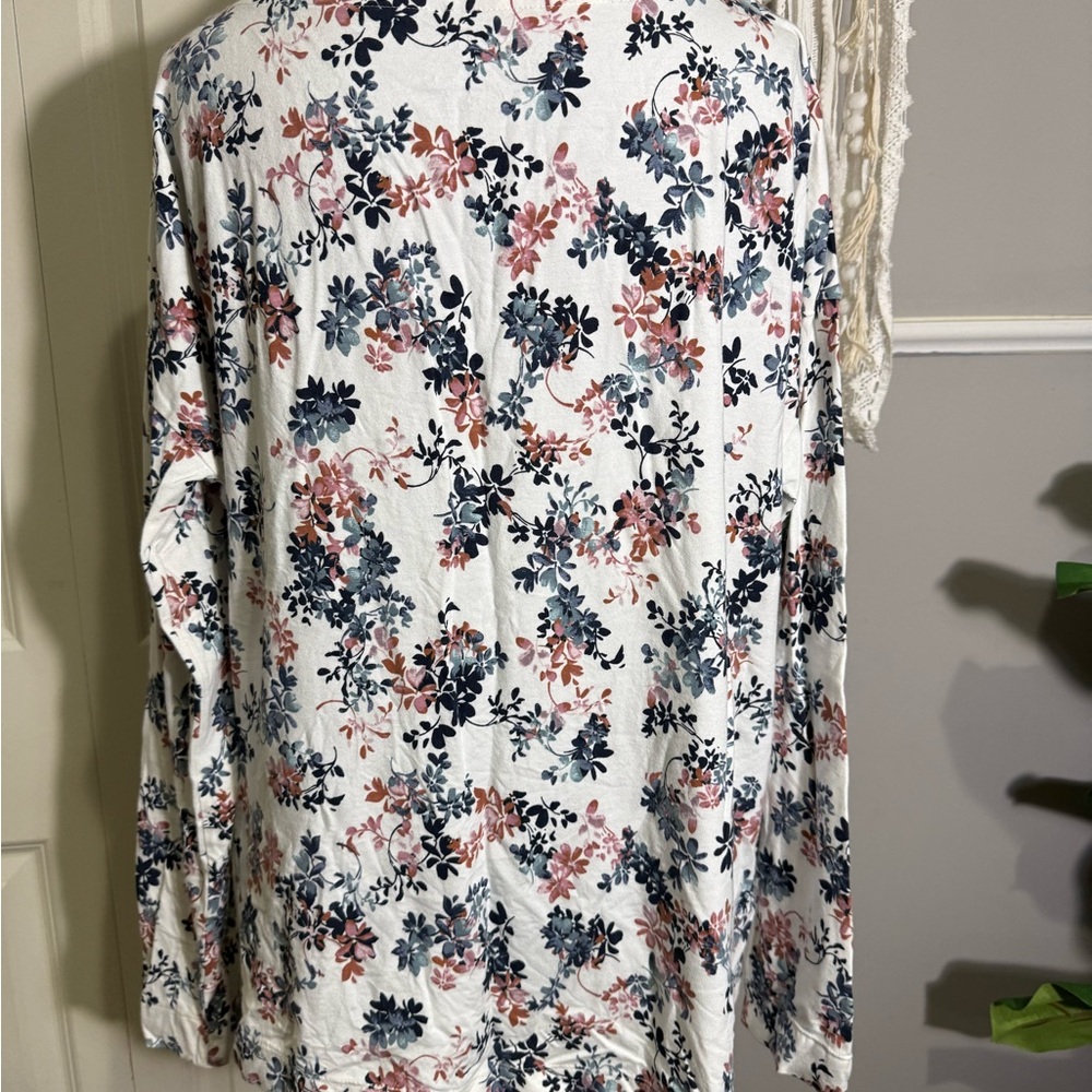 J. Jill Floral Blouse - White, Pink, and Blue - Picture 4 of 5